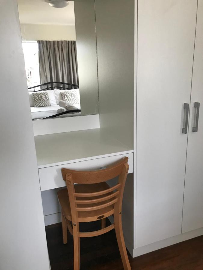 Ocean Breeze Units Lägenhet Bowen Exteriör bild
